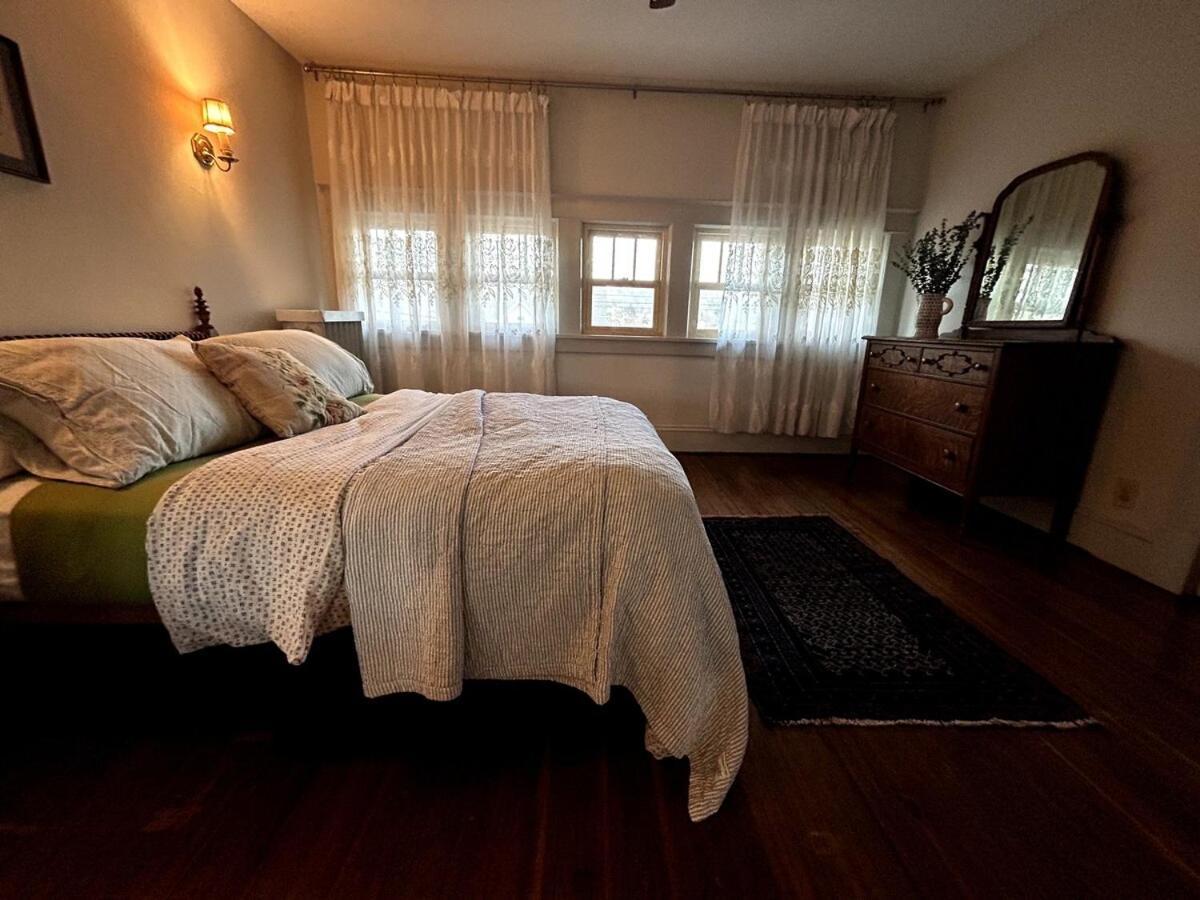 The Farmhouse At Fort Hill Peekskill Buitenkant foto